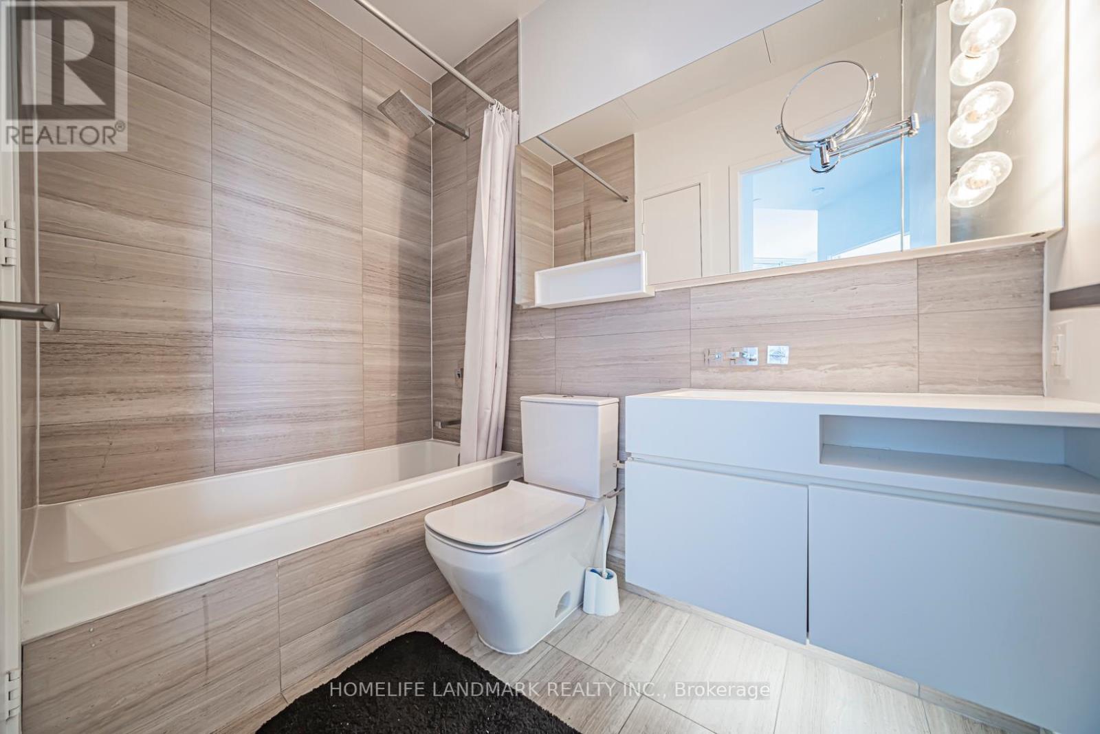 Photo 38 of 5202 45 Charles Street E, Toronto ON