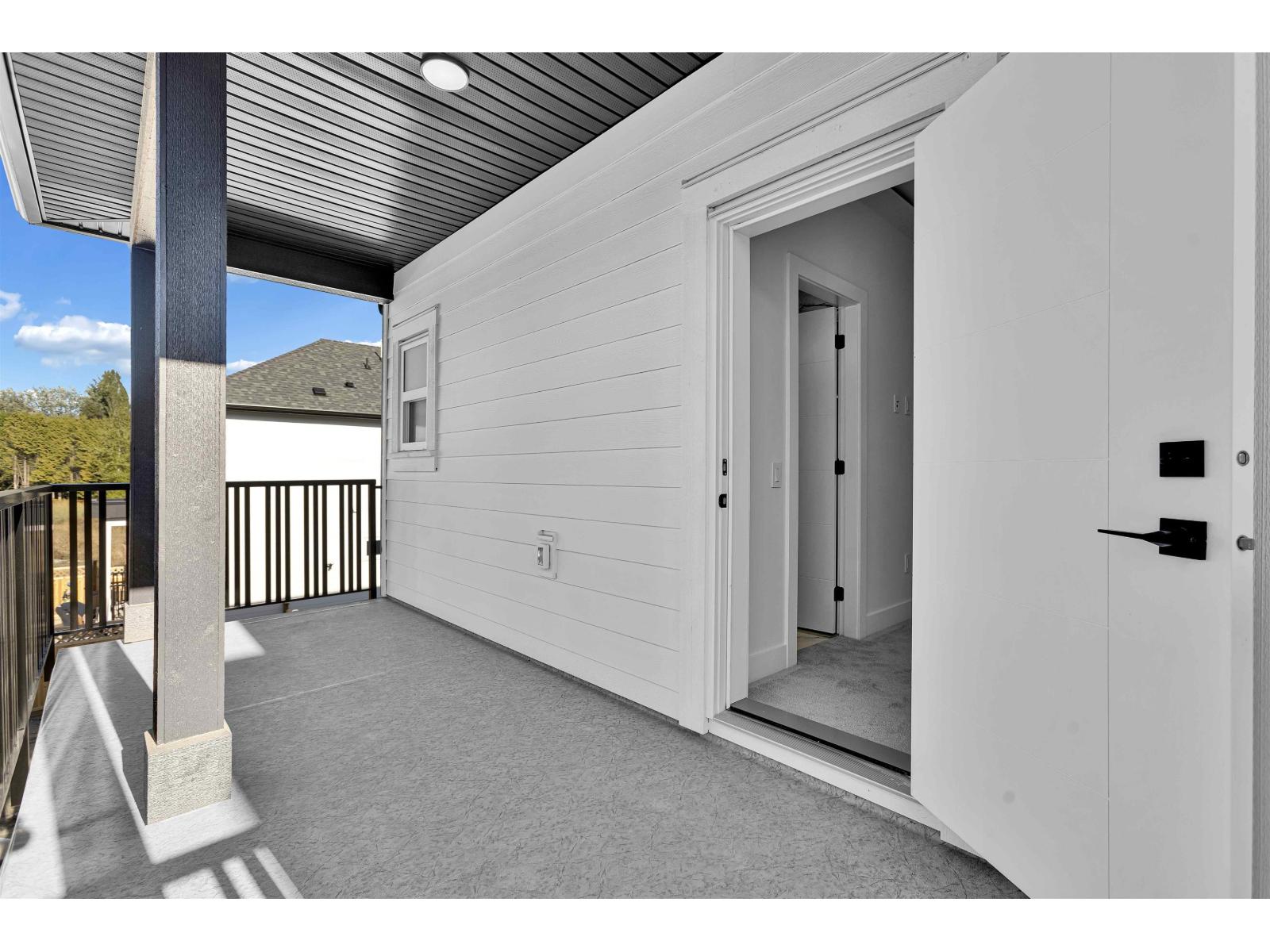 Photo 22 of 16723 19 A Avenue, Surrey BC