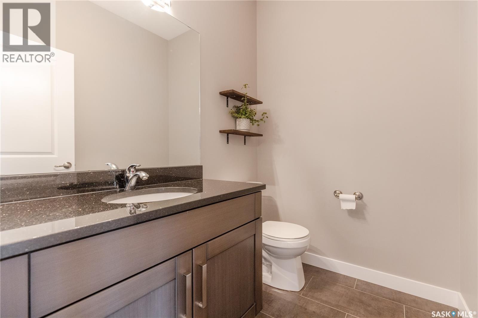 Photo 39 of 1433 Besnard Drive, Martensville SK