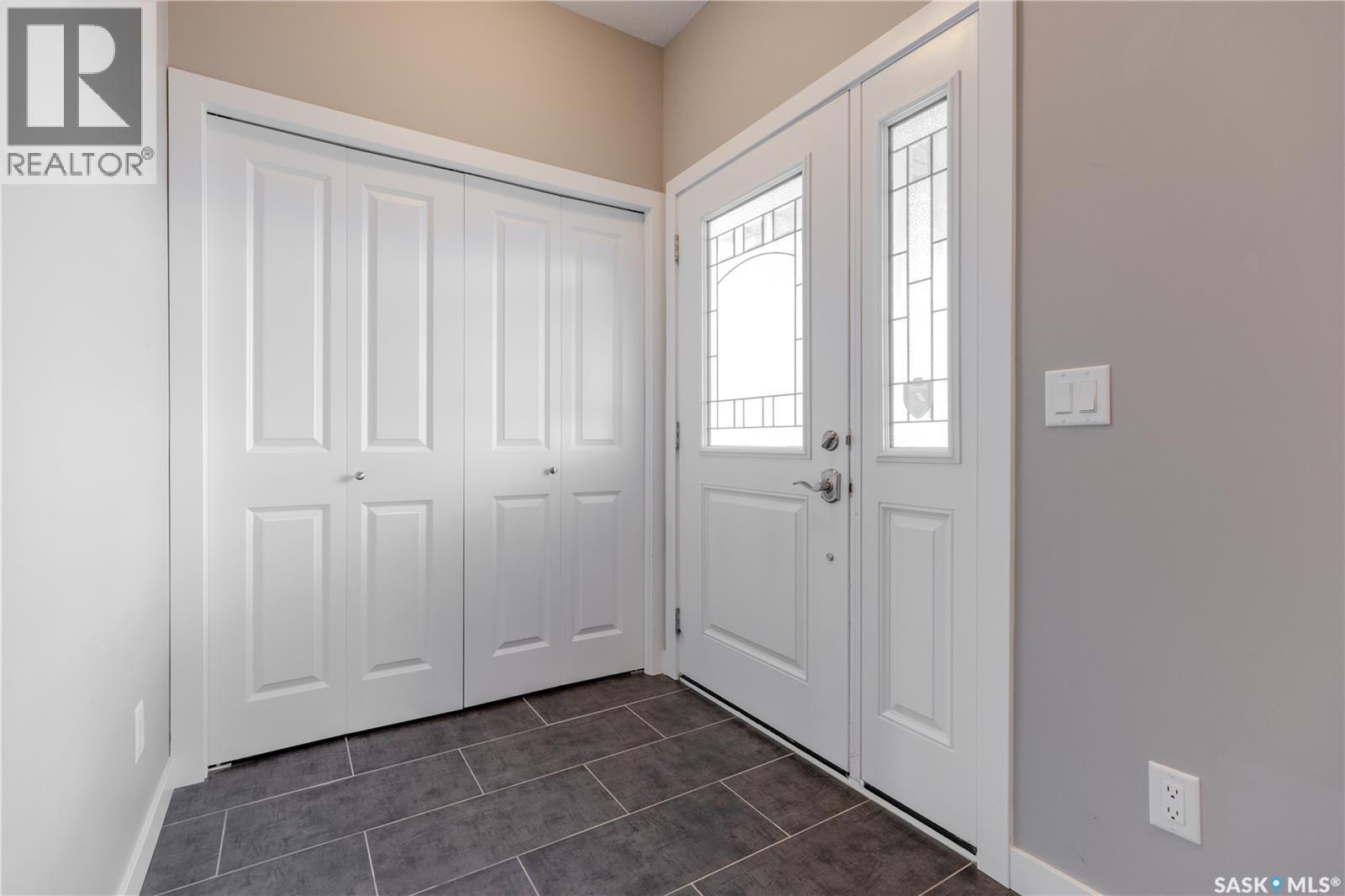 Photo 14 of 1433 Besnard Drive, Martensville SK