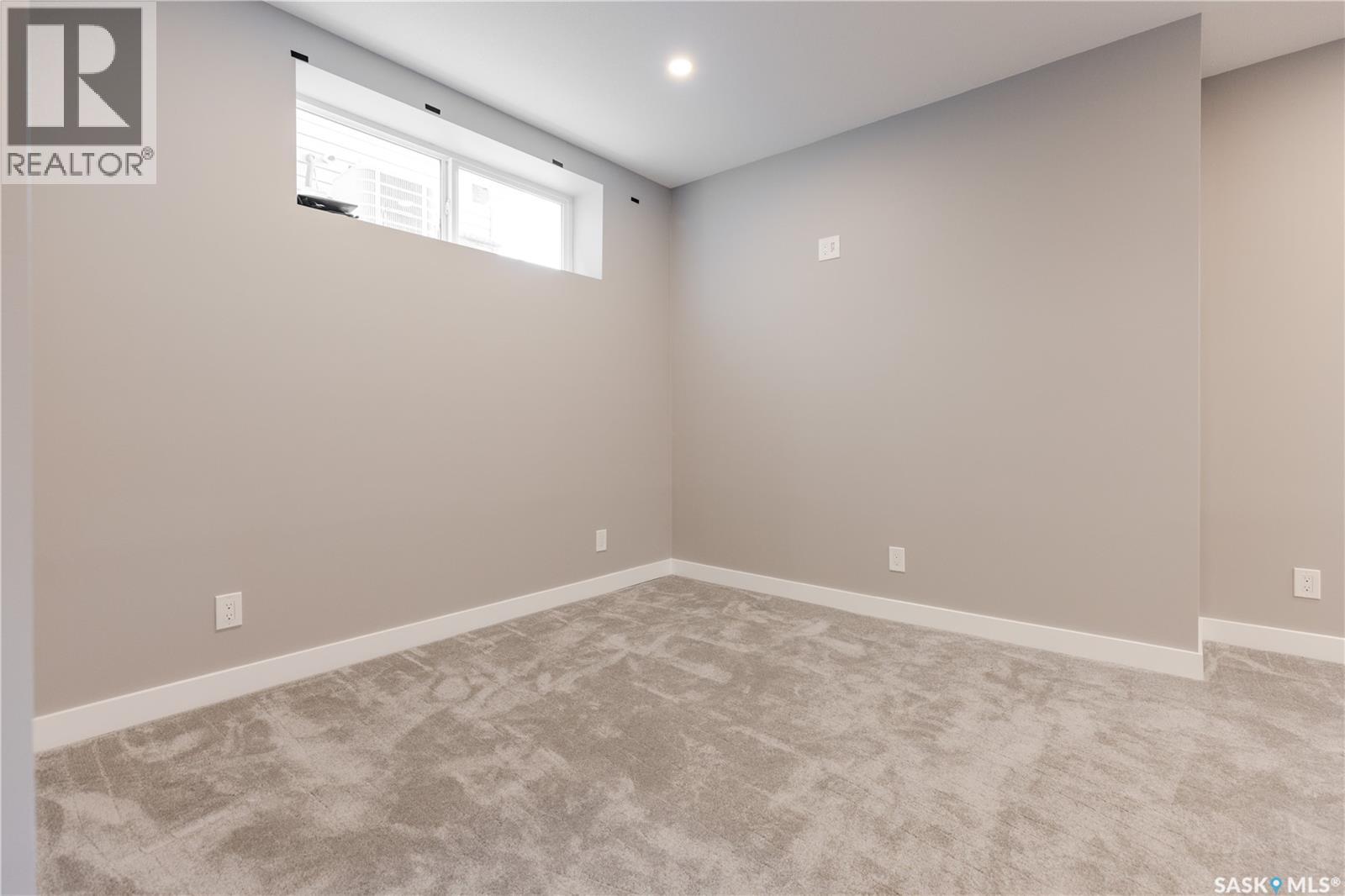 Photo 6 of 1433 Besnard Drive, Martensville SK