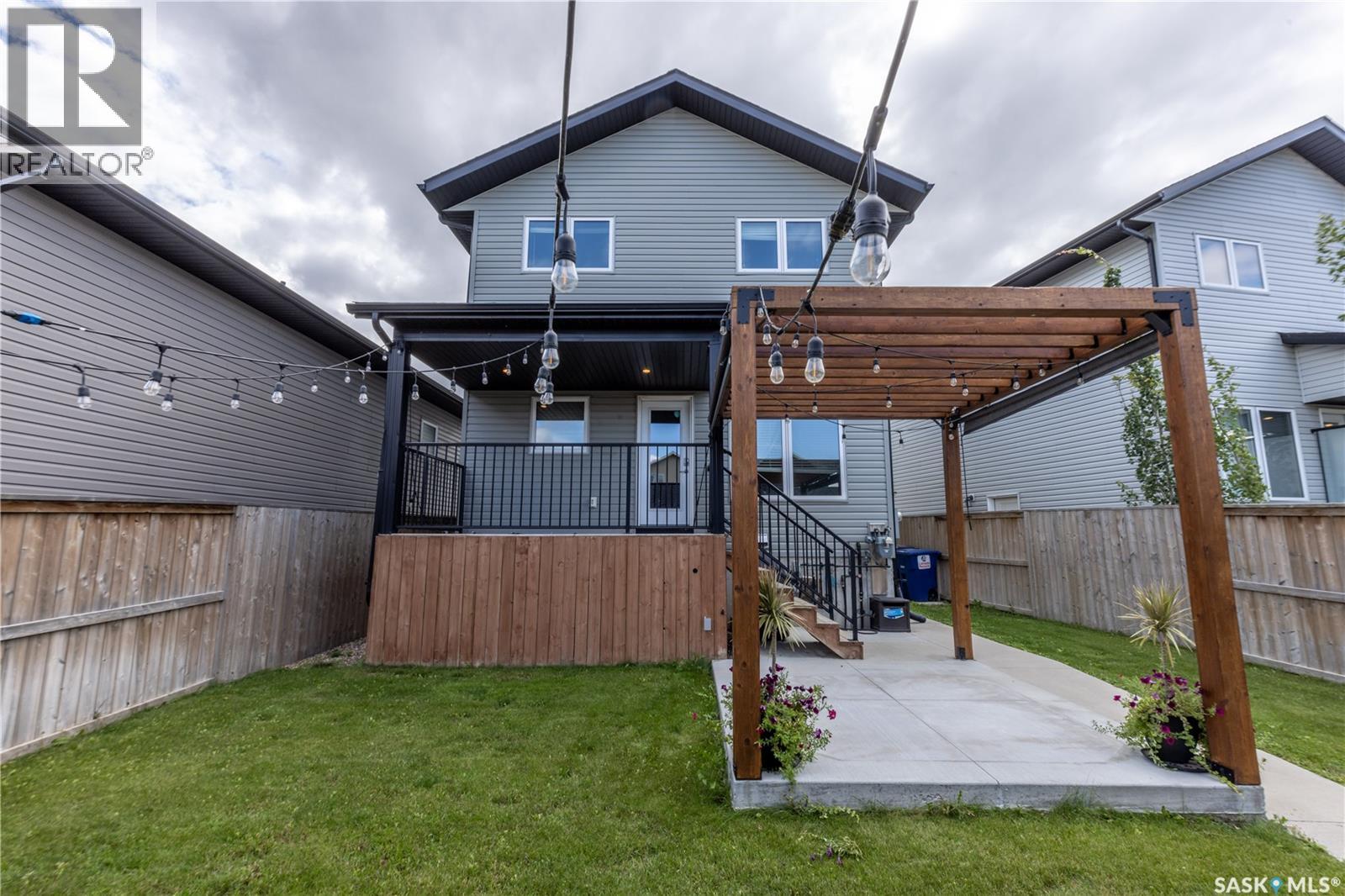 Photo 16 of 1433 Besnard Drive, Martensville SK