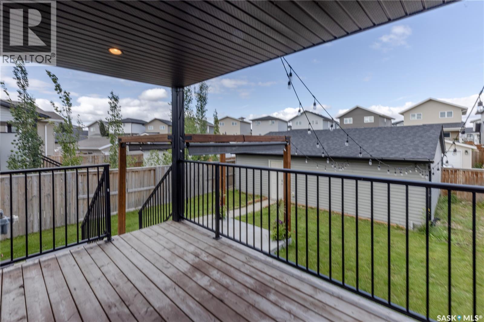 Photo 35 of 1433 Besnard Drive, Martensville SK