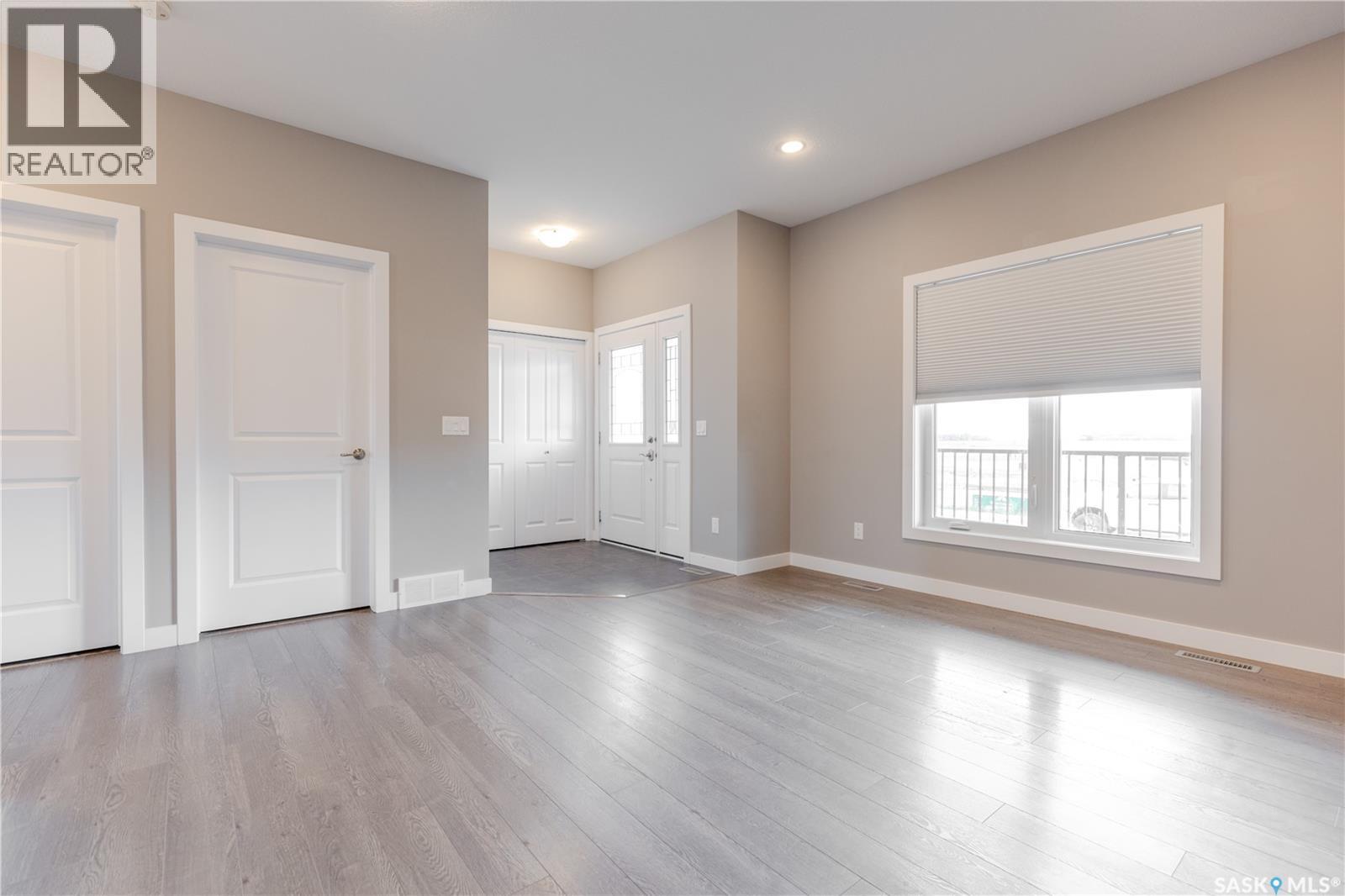 Photo 17 of 1433 Besnard Drive, Martensville SK