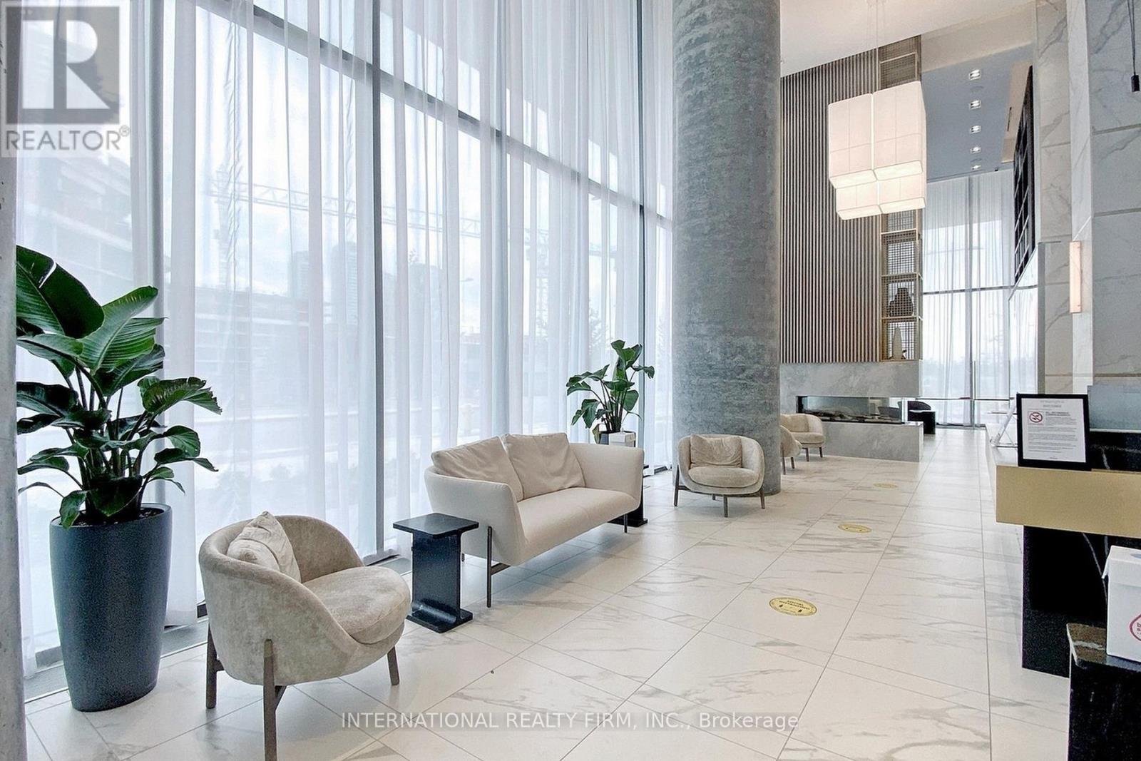 Photo 10 of 4008 950 Portage Parkway, Vaughan ON