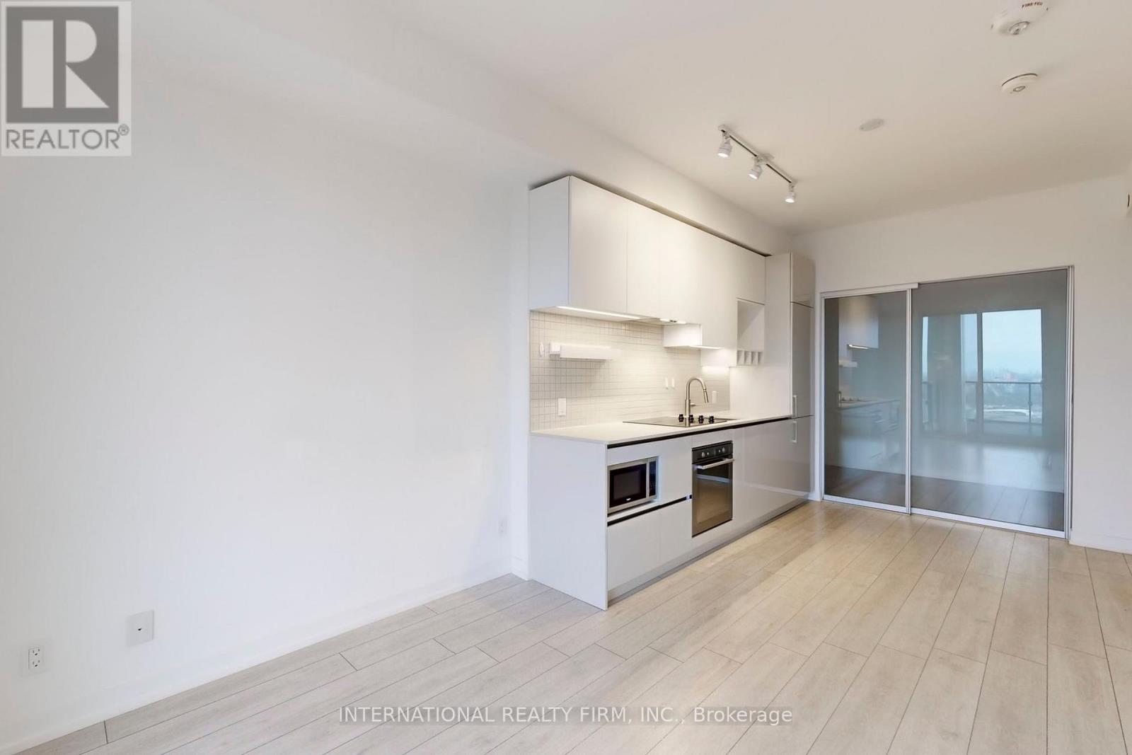 Photo 14 of 4008 950 Portage Parkway, Vaughan ON