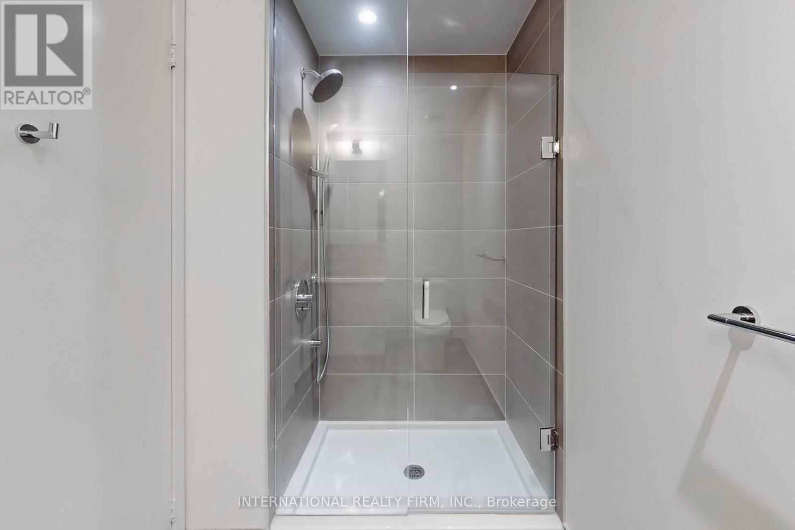 Photo 26 of 4008 950 Portage Parkway S, Vaughan ON