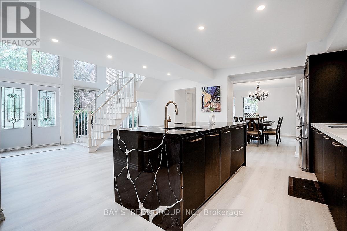 Photo 24 of 8 Waterbend Drive, Georgina ON