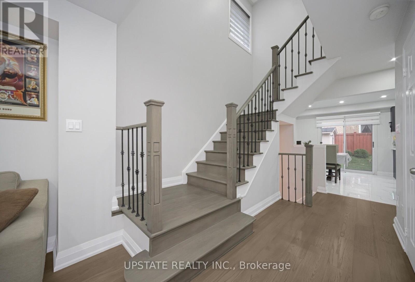 Photo 27 of 173 Monte Carlo Drive, Vaughan ON