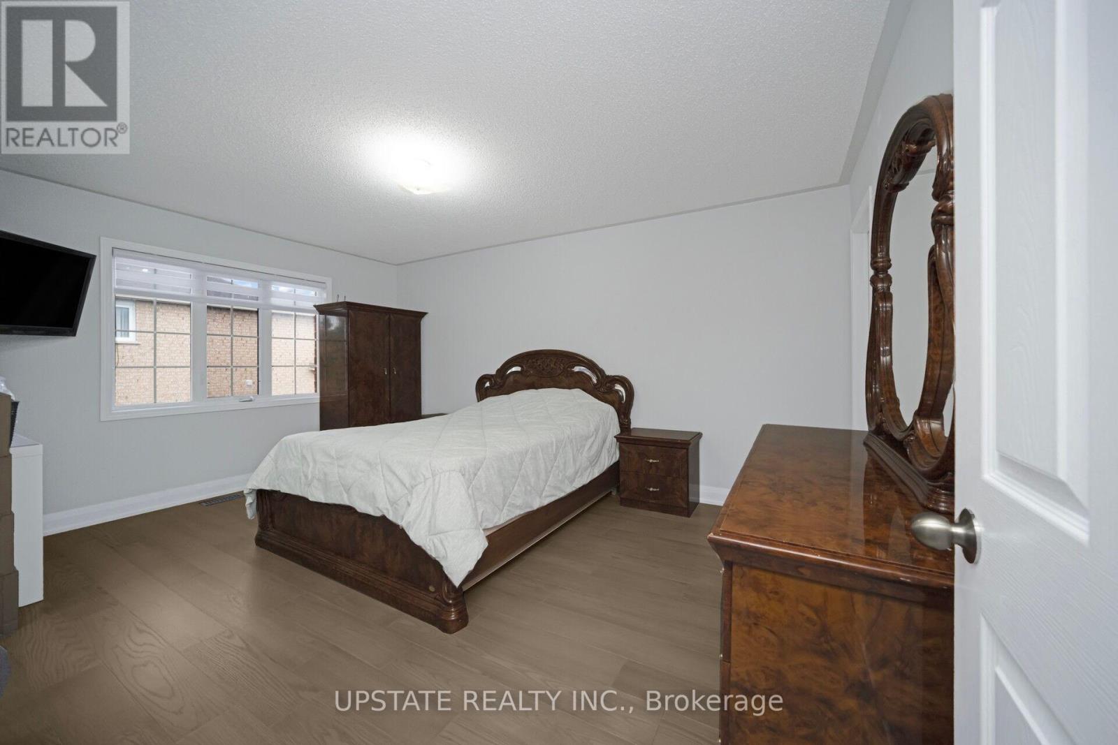 Photo 19 of 173 Monte Carlo Drive, Vaughan ON