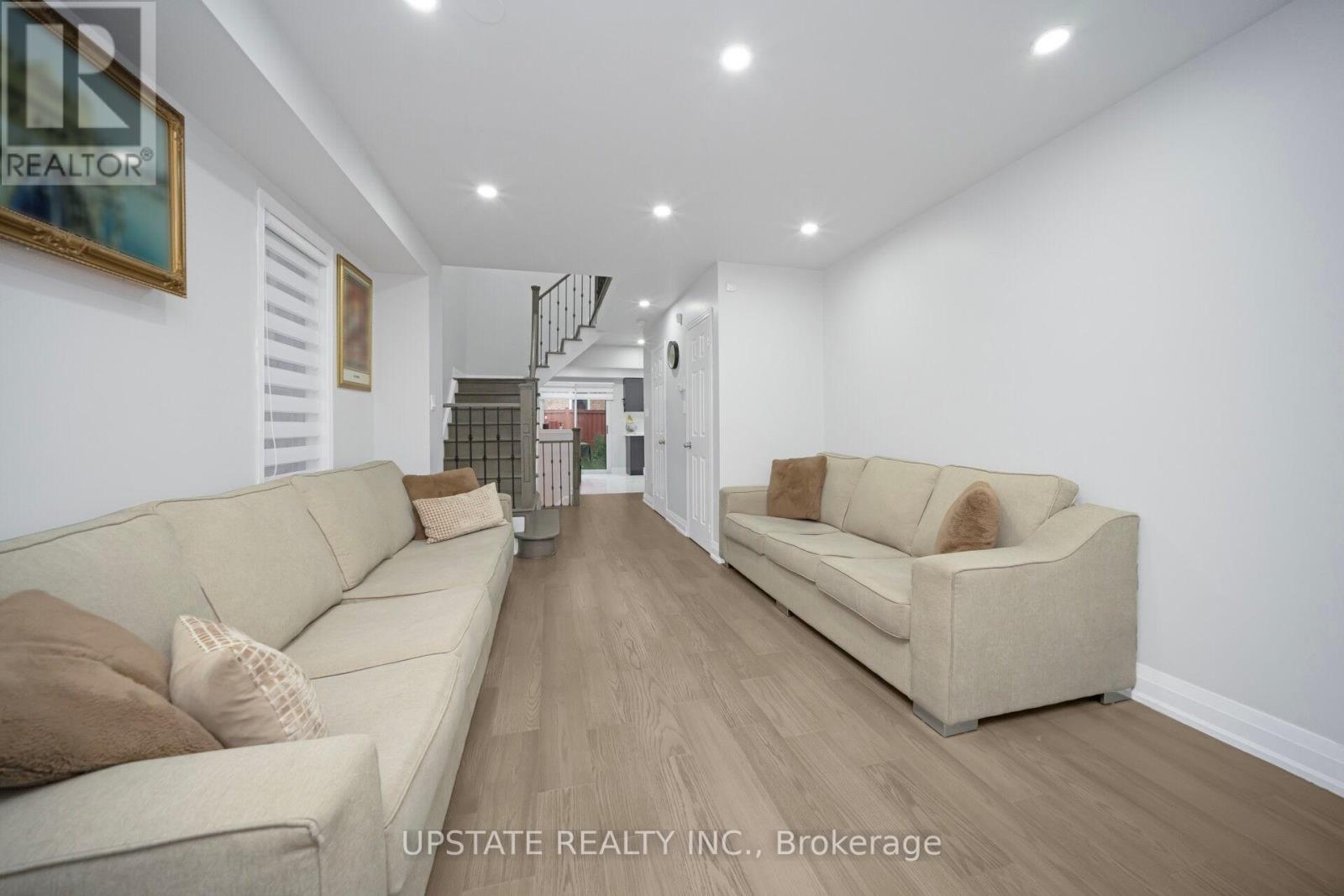 Photo 28 of 173 Monte Carlo Drive, Vaughan ON