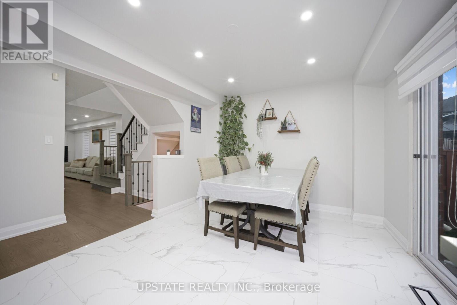 Photo 29 of 173 Monte Carlo Drive, Vaughan ON