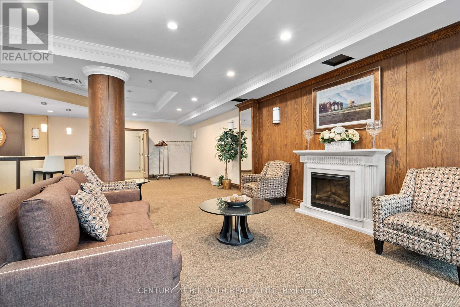 Photo 6 of Ph 09 37 Ellen Street, Barrie ON