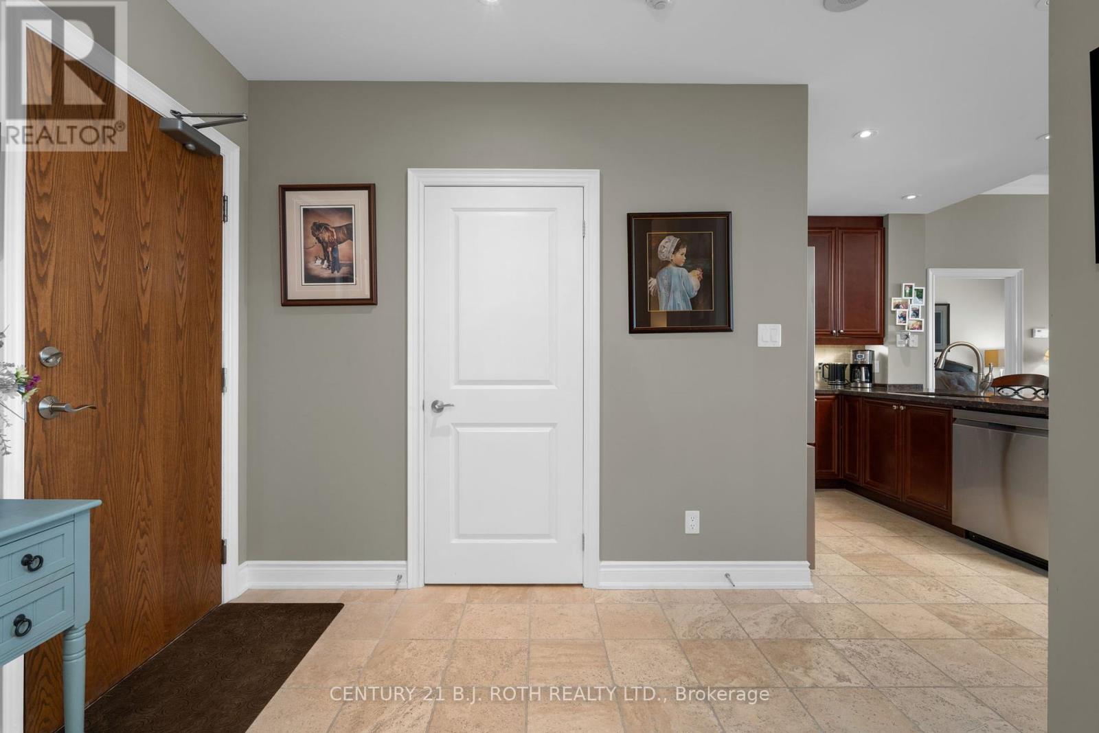 Photo 31 of Ph 09 37 Ellen Street, Barrie ON