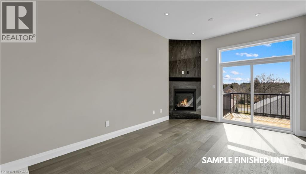 Photo 9 of 924 Garden Court Crescent, Woodstock ON