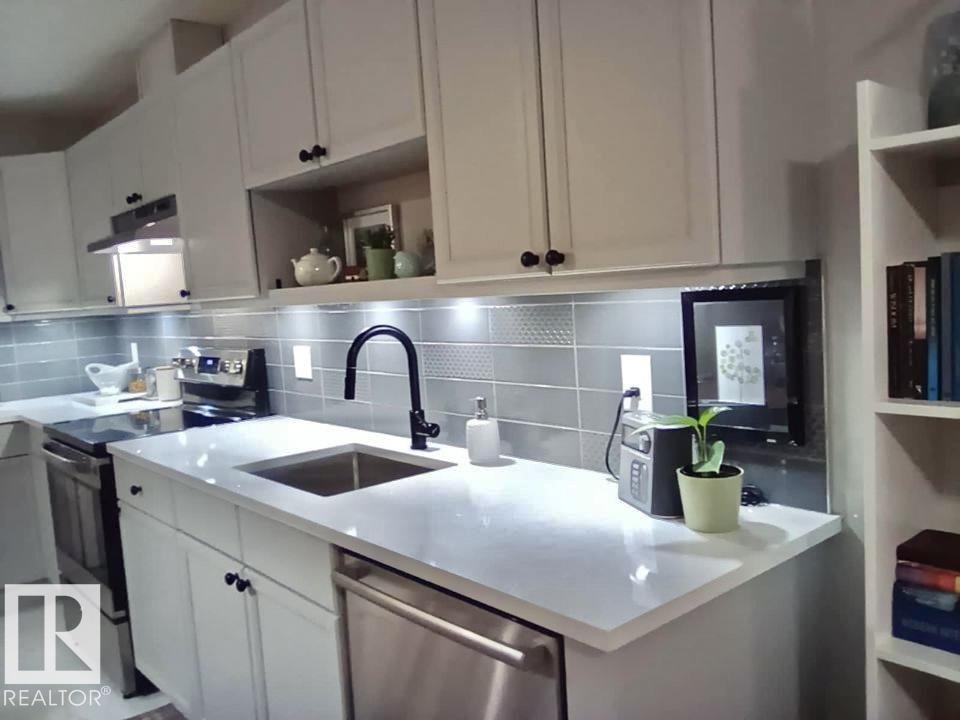Photo 1 of 135 592 Hooke Rd Nw, Edmonton AB