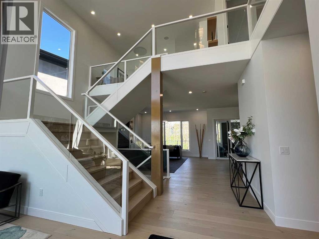 Single Family House for Sale in  Rockcliff Terrace NW Rocky Ridge Calgary 