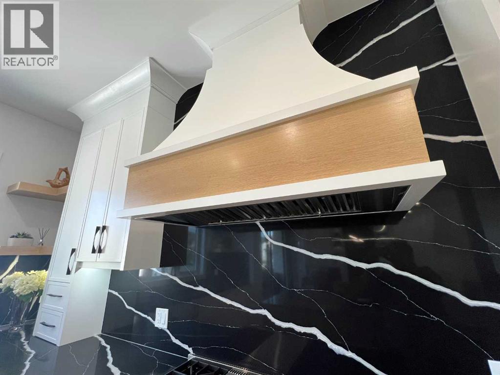 Single Family House for Sale in  Rockcliff Terrace NW Rocky Ridge Calgary 