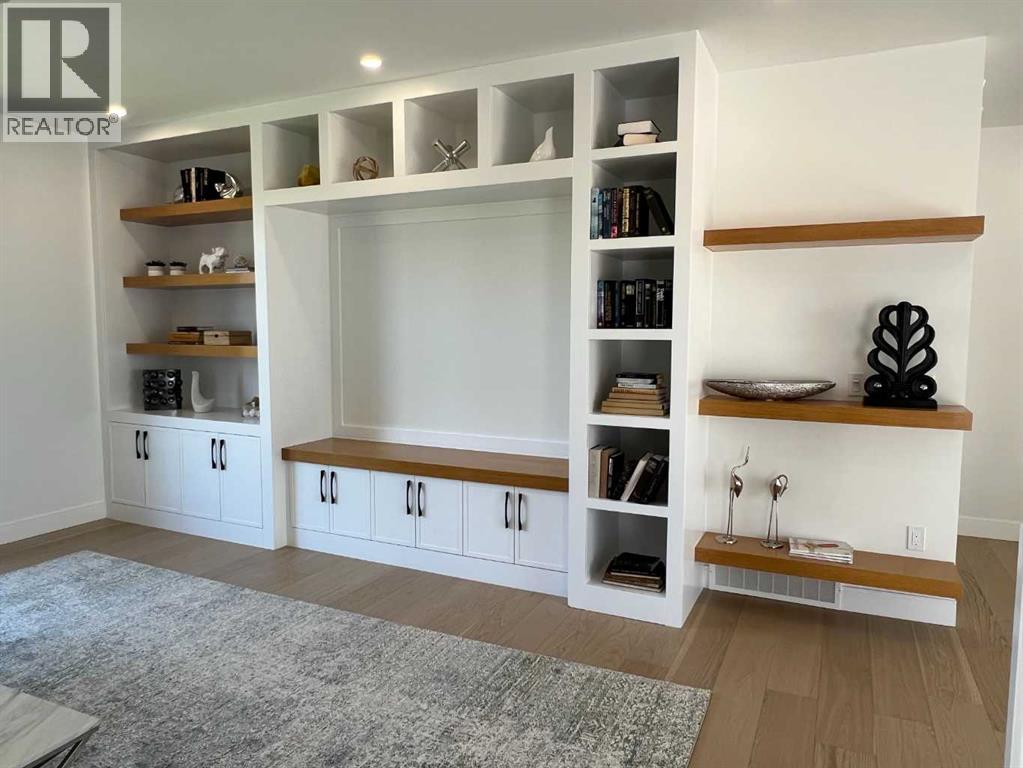 Single Family House for Sale in  Rockcliff Terrace NW Rocky Ridge Calgary 