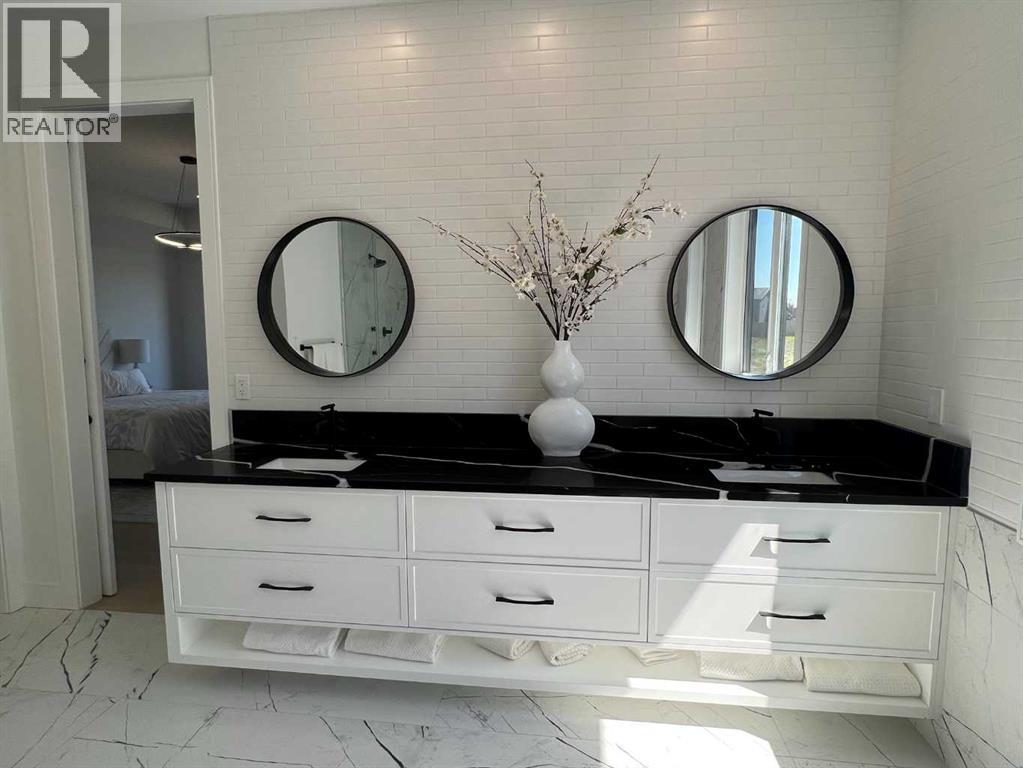 Single Family House for Sale in  Rockcliff Terrace NW Rocky Ridge Calgary 
