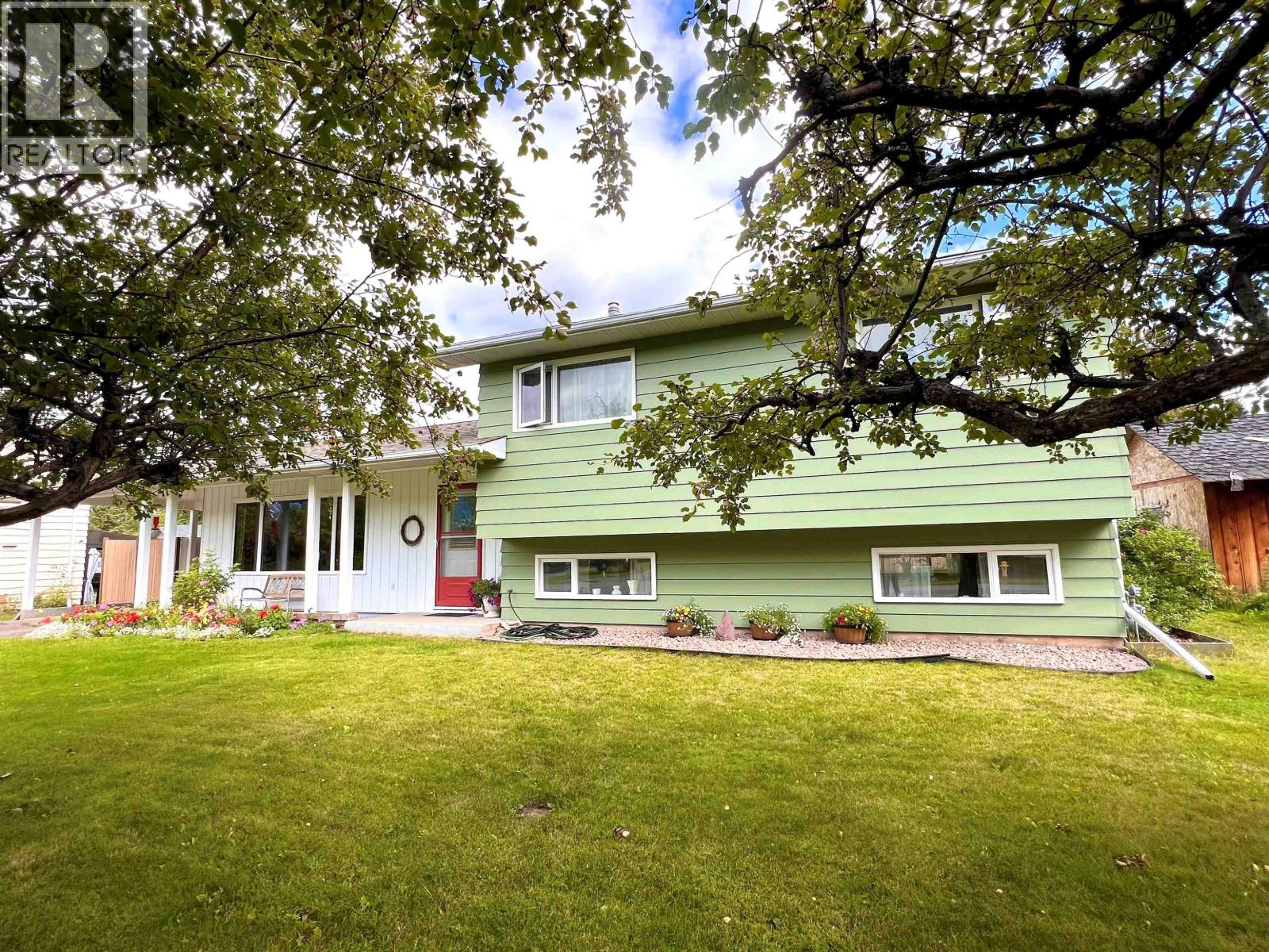 4172 7TH Avenue, Smithers
