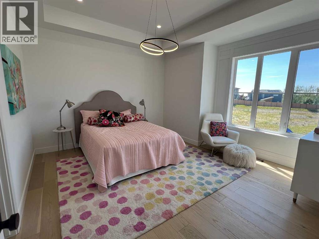 Single Family House for Sale in  Rockcliff Terrace NW Rocky Ridge Calgary 