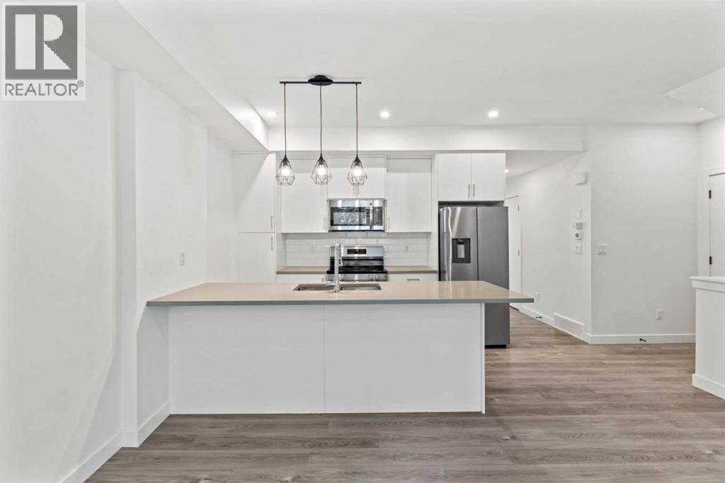 Single Family House for Sale in    Street SW Springbank Hill Calgary 