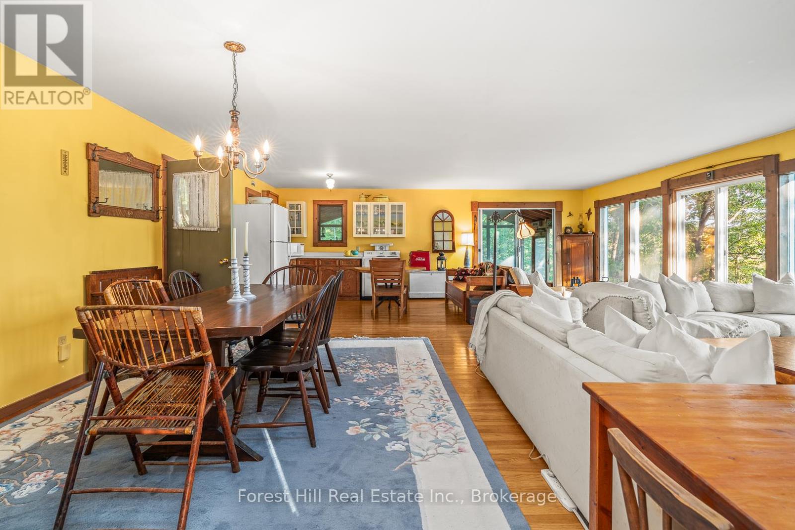 Photo 10 of 2611 Highway 35, Lake Of Bays ON