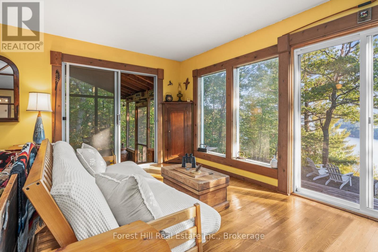Photo 11 of 2611 Highway 35, Lake Of Bays ON