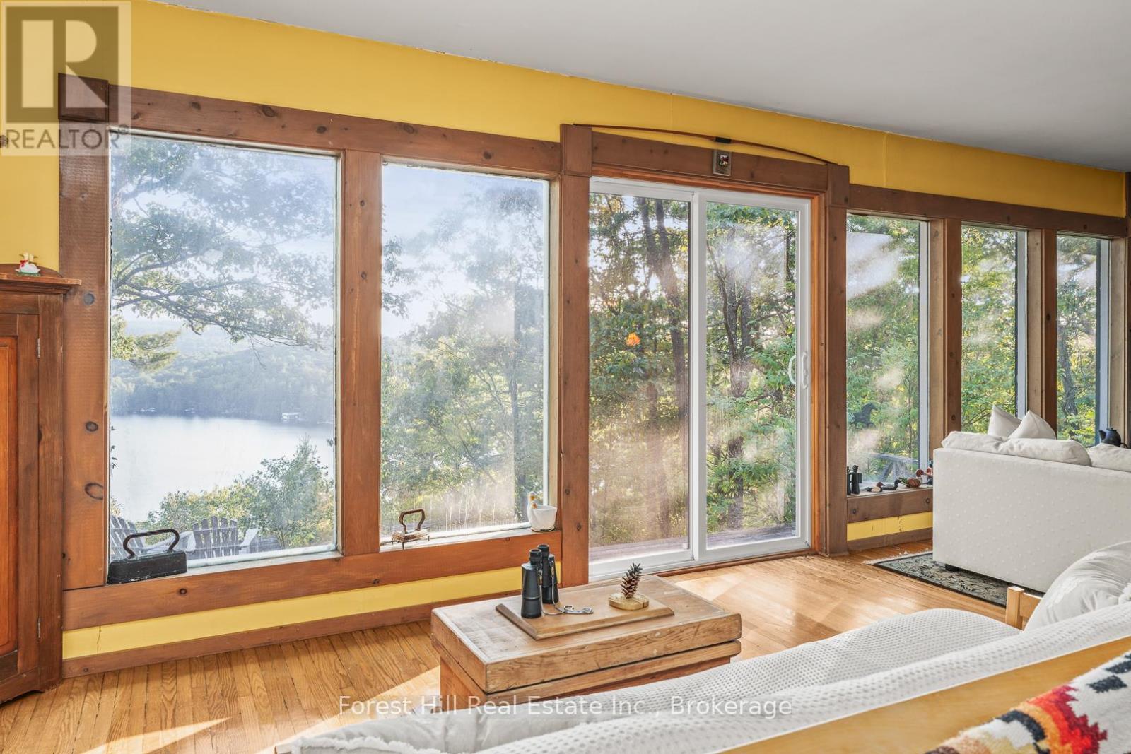 Photo 12 of 2611 Highway 35, Lake Of Bays ON