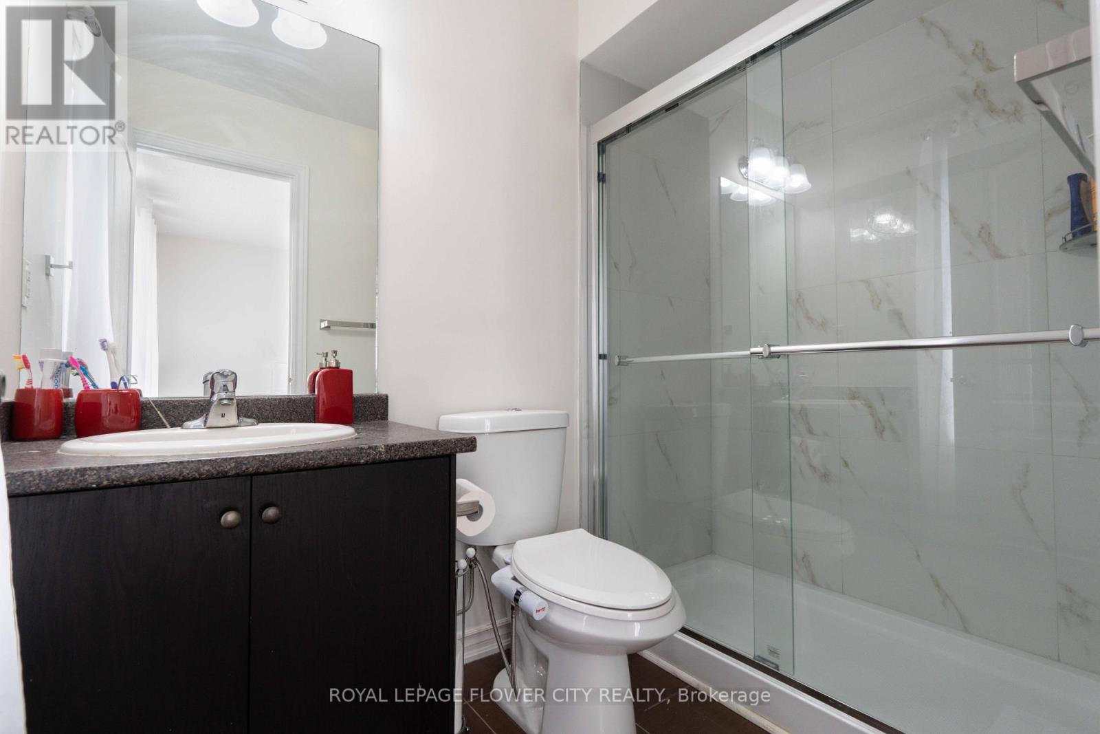 Photo 22 of 15 Sea Drifter Crescent, Brampton ON