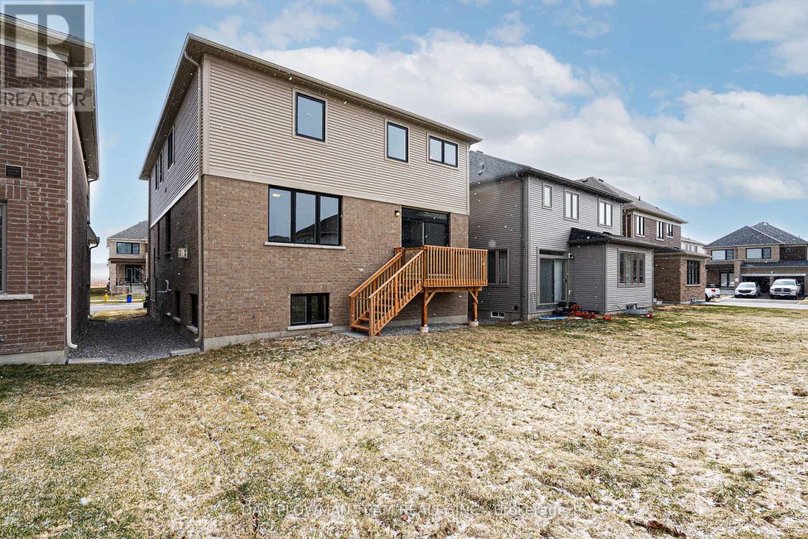Photo 12 of 532 Hornbeck Street, Cobourg ON