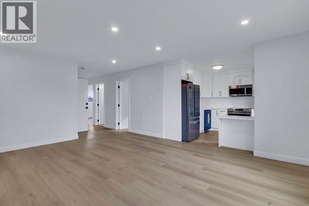 Photo 39 of 231 Penmeadows Close Se, Calgary AB