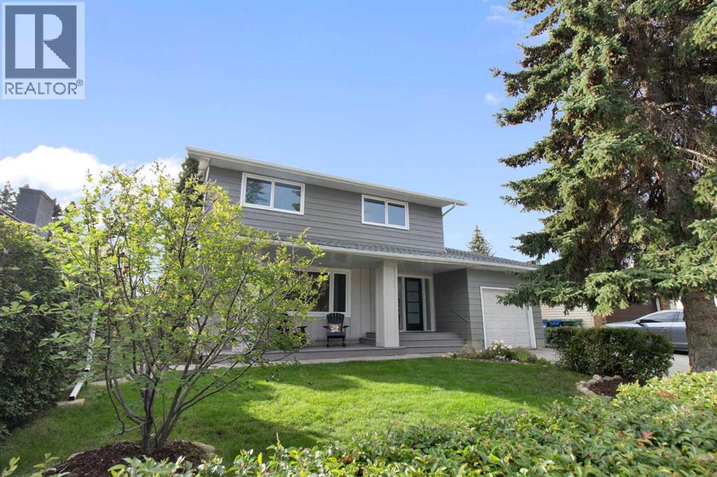 Photo 1 of 472 Cedarille Crescent Sw, Calgary AB