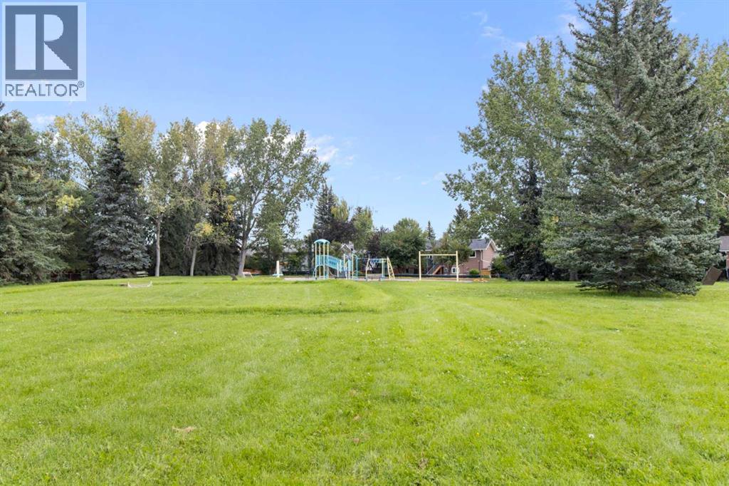 Photo 50 of 472 Cedarille Crescent Sw, Calgary AB