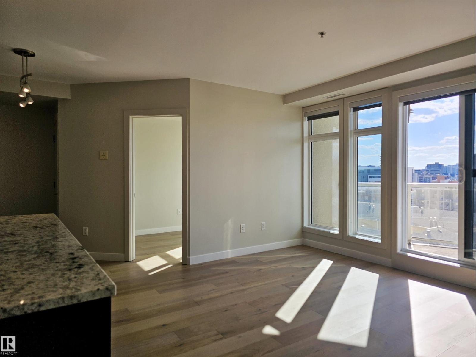 Photo 15 of 701 10388 105 St Nw, Edmonton AB