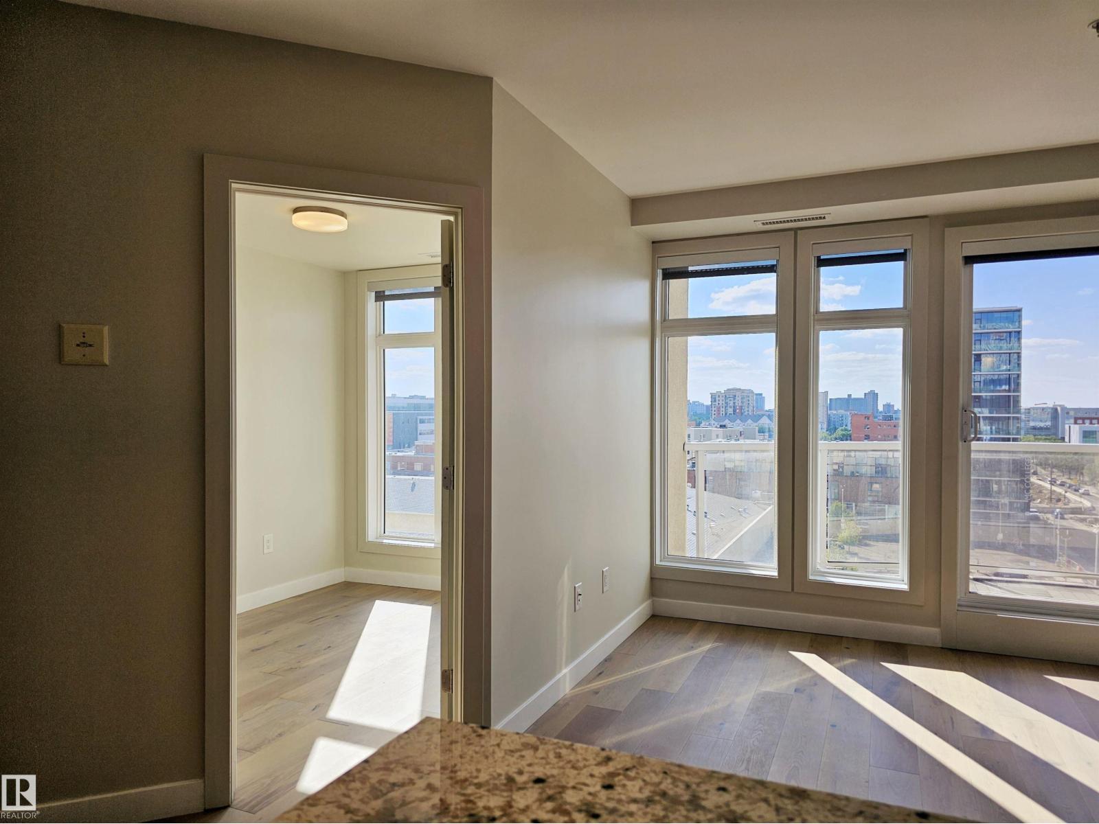 Photo 18 of 701 10388 105 St Nw, Edmonton AB