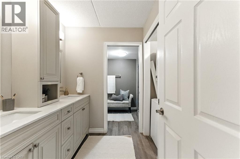 Photo 14 of 2030 Cleaver Avenue Unit 124, Burlington ON