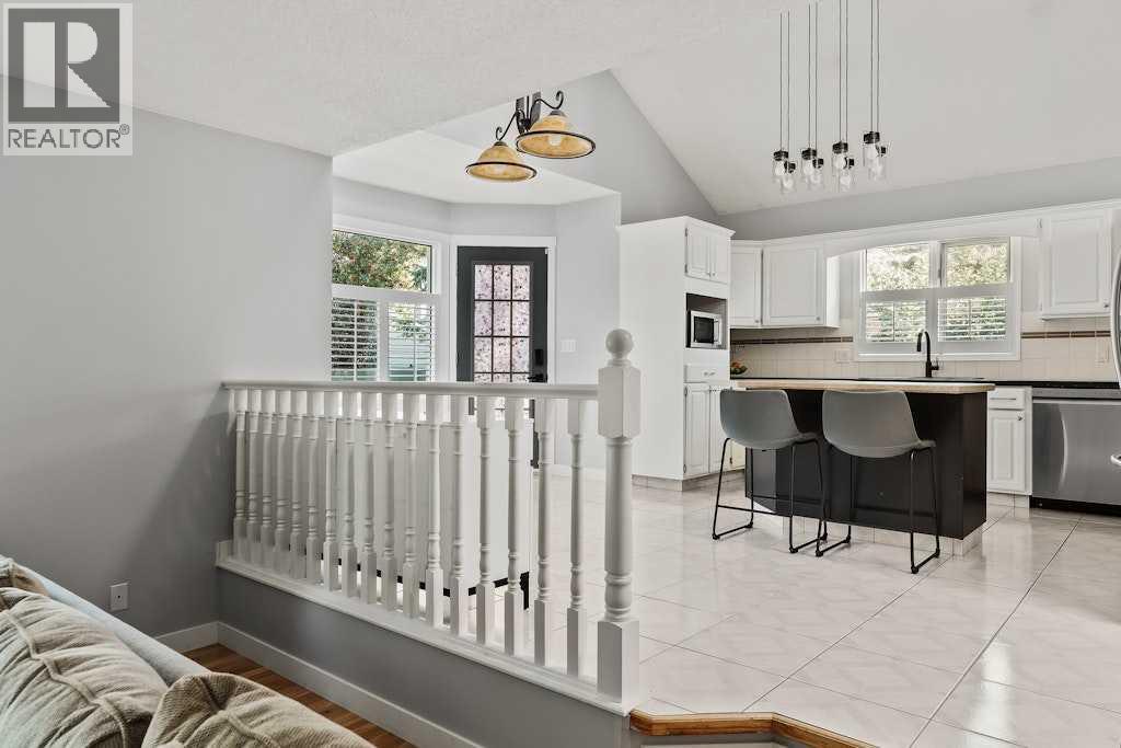 Single Family House for Sale in  Woodmark Place SW Woodbine Calgary 