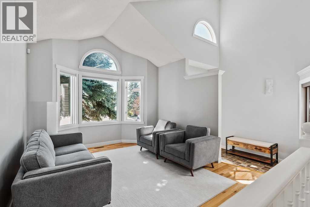 Single Family House for Sale in  Woodmark Place SW Woodbine Calgary 