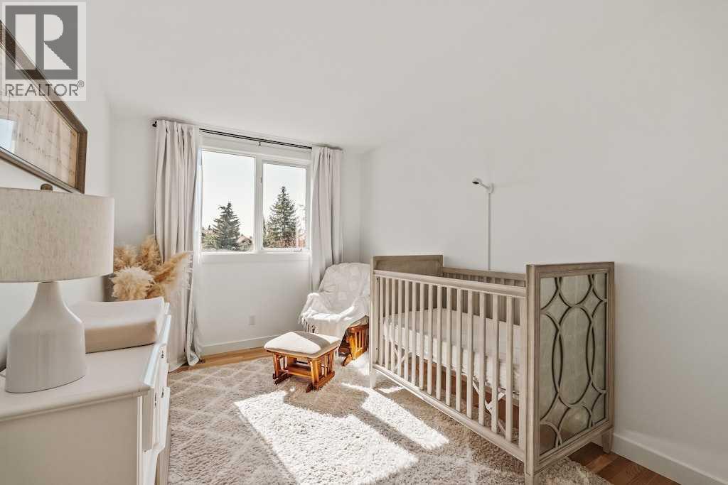 Single Family House for Sale in  Woodmark Place SW Woodbine Calgary 