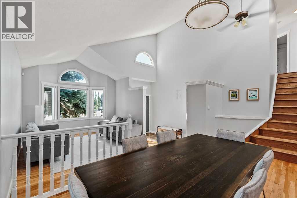 Single Family House for Sale in  Woodmark Place SW Woodbine Calgary 
