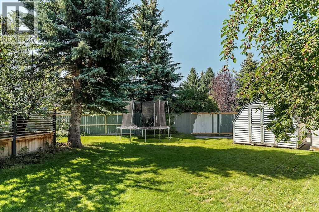 Single Family House for Sale in  Woodmark Place SW Woodbine Calgary 