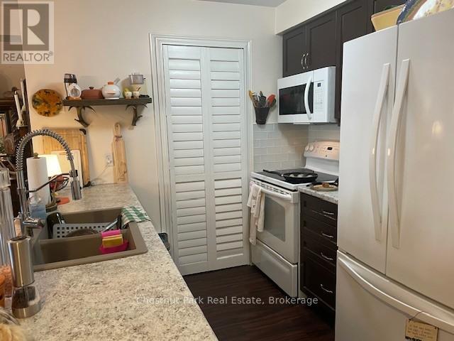 Photo 18 of 838 34 Dawson Drive, Collingwood ON