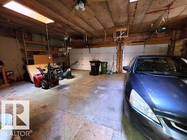 Photo 9 of 11737 125 St Nw, Edmonton AB
