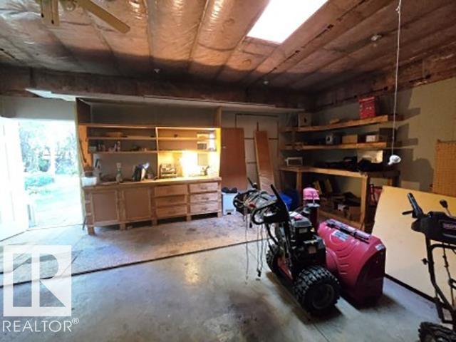 Photo 11 of 11737 125 St Nw, Edmonton AB