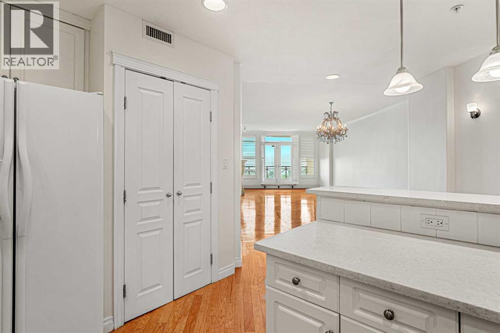 Single Family House for Sale in    Avenue NW Hounsfield Heights/Briar Hill Calgary 