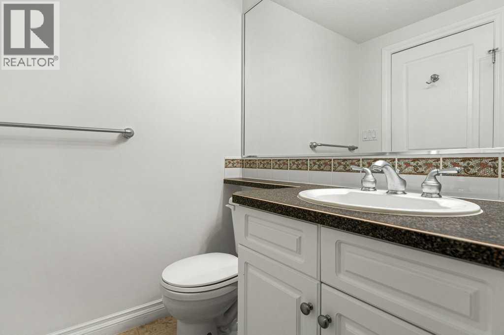 Single Family House for Sale in    Avenue NW Hounsfield Heights/Briar Hill Calgary 