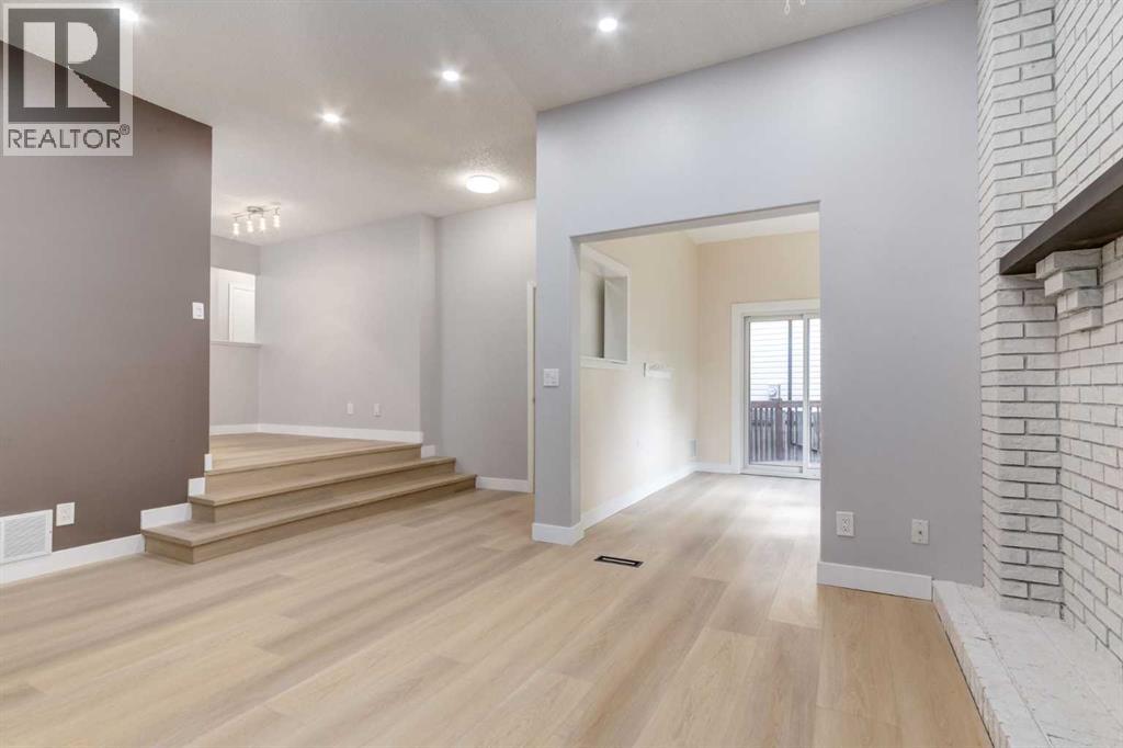 Photo 12 of 204 Hawkhill Way Nw, Calgary AB