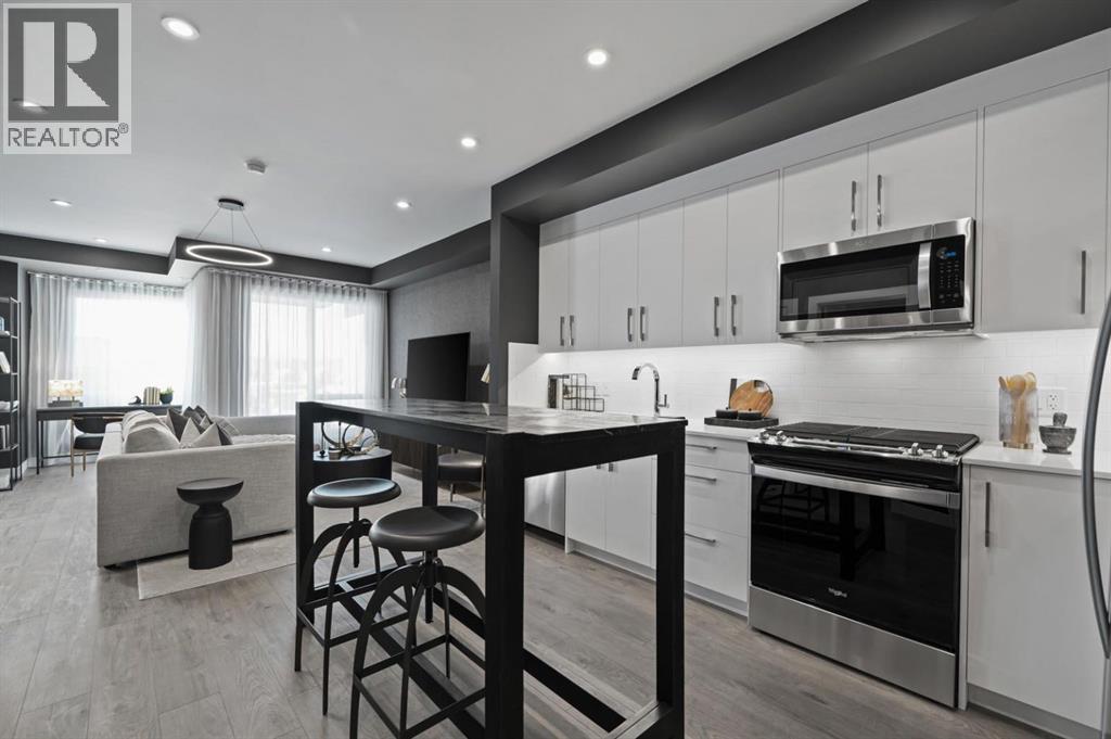 Single Family House for Sale in   A Street NW West Hillhurst Calgary 